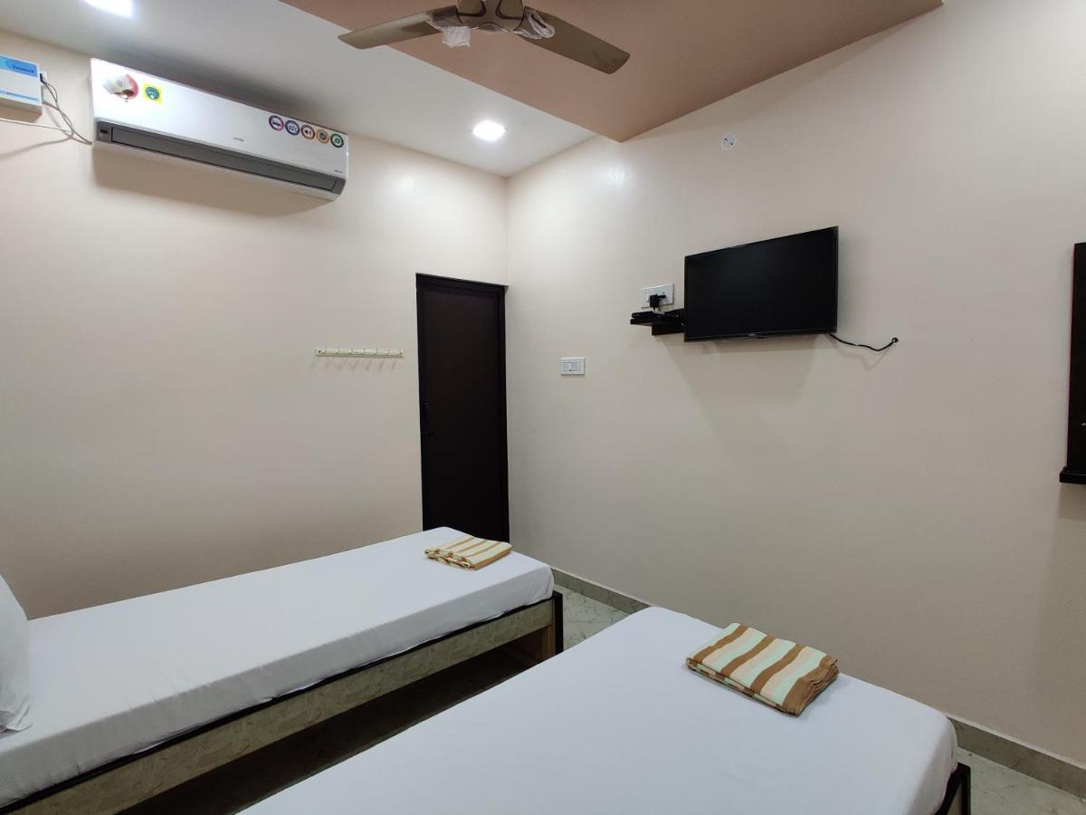 Sivamurugan Residency Bhavani ภายนอก รูปภาพ